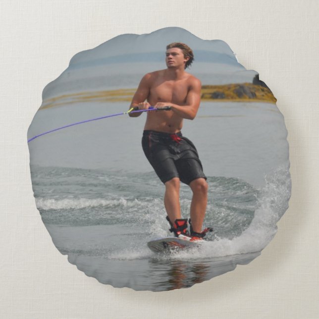 Sämskskinns- Wakeboarder Rund Kudde (Baksidan)