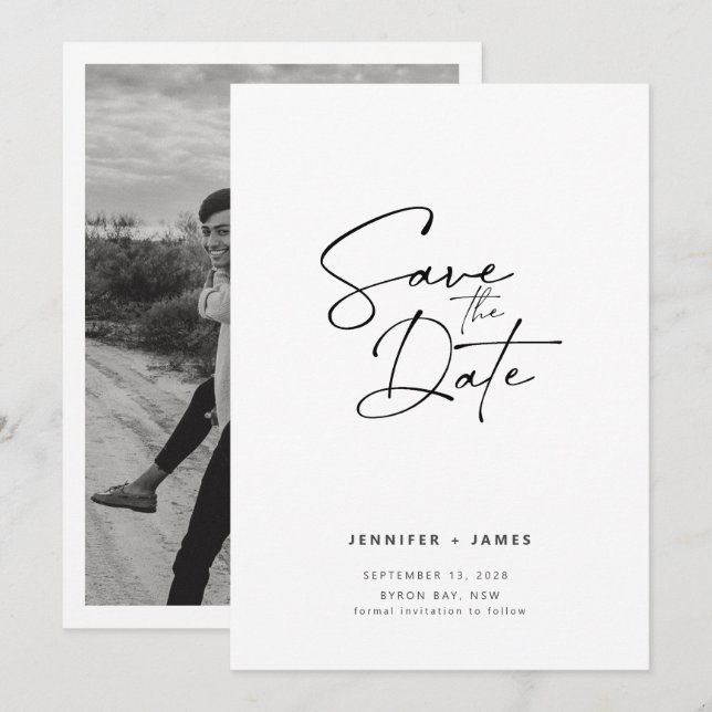 Samtida Modern Skript Spara datumet Inbjudan (Fram/baksida)