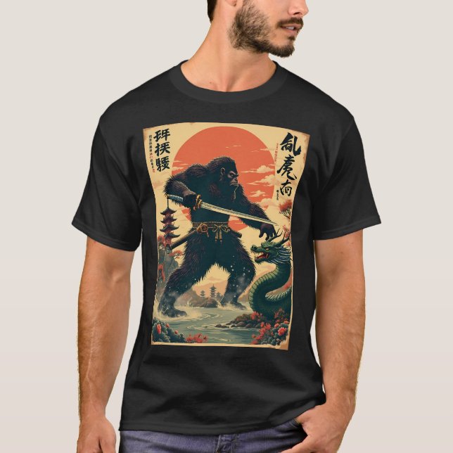 Samurai Bigfoot vs. Dragon - Mythical Showdown Art T Shirt (Framsida)