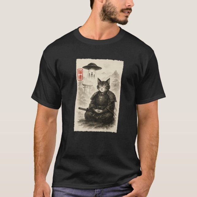 Samurai Cat Alien UFO Funny Invasion Meme Sumi e J T Shirt (Framsida)