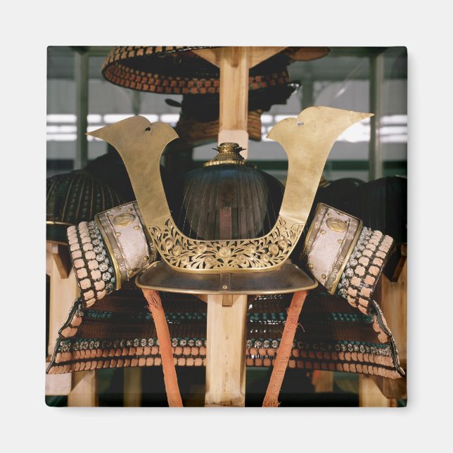 Samurai helmet, mitten av 1400-talet magnet (Framsidan)