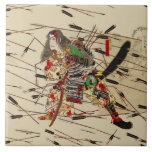 SAMURAI MASATSURA KÄMPAR I HÖGRE JORD KAKELPLATTA<br><div class="desc">SAMURAI KUSUNOKI MASATSURA KÄMPAR MOT HJÄLPEN AV ARROWS FRÅN ENEMY TROOP Masatsura var en av de främsta militära ledarna som återupplivade Södra domstolen på 1340-talet. , Digital utveckling utförd av Bulgan Lumini från Samurai Kusunoki Masatsura Dying vid Battle of Shijōnawate,  december 1886</div>
