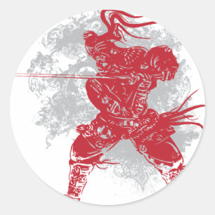 Samuraien poserar runt klistermärke