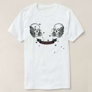 samuraiskalle och körsbärsröd blommar tee