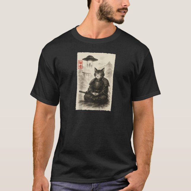 Samurajkatts Alien UFO Rolig Invasion Meme Sumi e  T Shirt (Framsida)