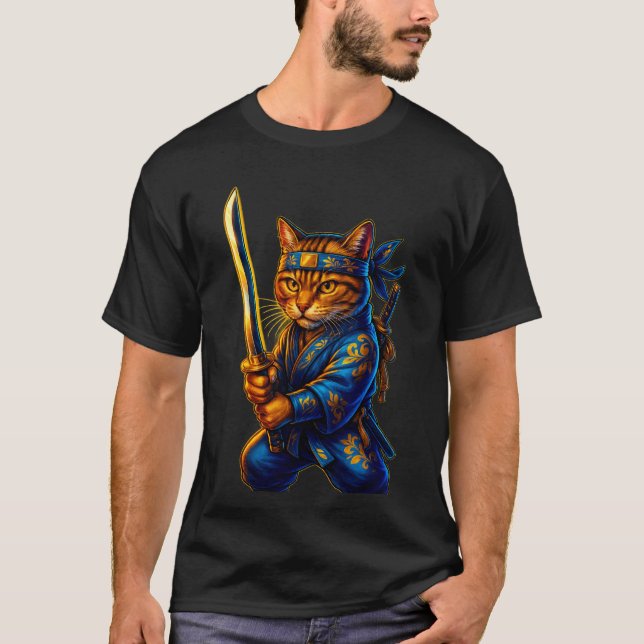 "Samurajmorrhår" – Ninja Katt Krigare T-Shirt (Framsida)