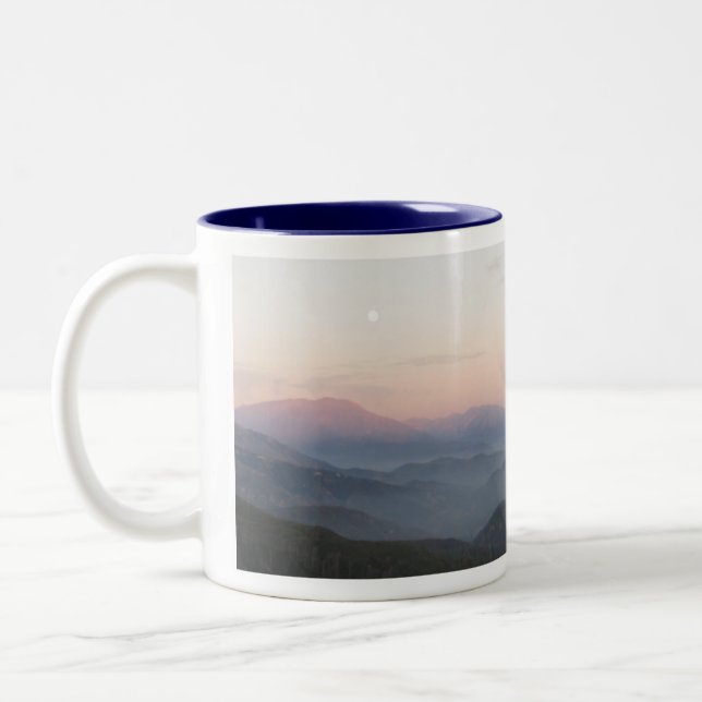 San Bernardino Mountain Moonrise Två-Tonad Mugg (Vänster)