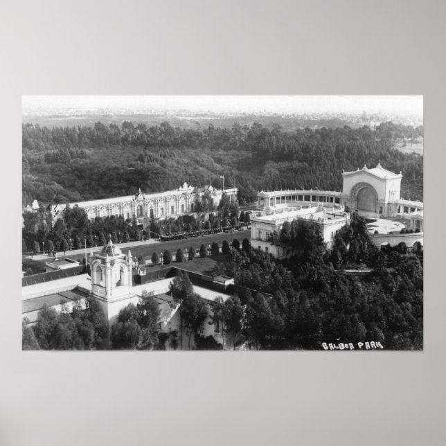 San Diego, CA View of Balboa Park Photograph Poster (Framsidan)