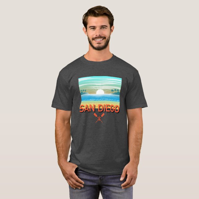 San Diego Design - Basic Mörk T-Shirt (Hel framsida)