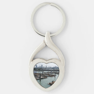 San Francisco och Pier 39 Sjölejon Stadssilhuett Twisted Heart Silverfärgad Nyckelring