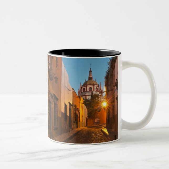 San Miguel de Allende, Mexiko. Kredit som:Njurar Två-Tonad Mugg (Höger)