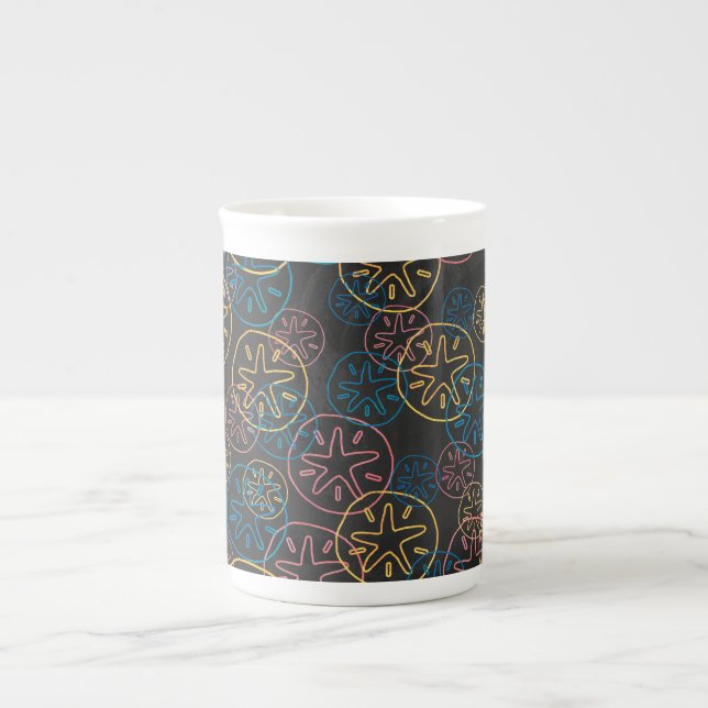 Sand Dollar Linjer Red Gult Blue Benporslin Mugg (Framsidan)