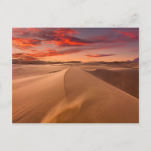 Sand Dunes i öknen vid Sunset Vykort
