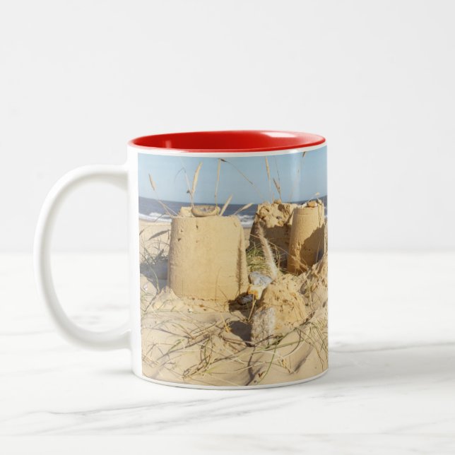 Sandcastle på stranden Två-Tonad mugg (Vänster)