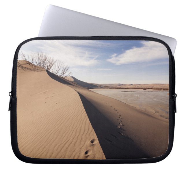 Sanddynsformationer. Bruneau Dunes State Park Laptop Sleeve (Framsidan)