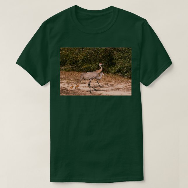 Sandhill cranes with chicks t shirt (Design framsida)