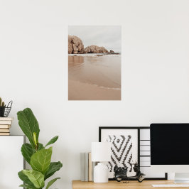 Sandig kust med stenar, beige minimalistisk esteti poster