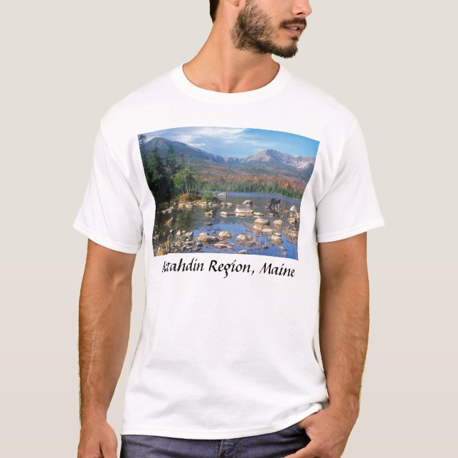 Sandigt strömma damm och älgen, Katahdin region, Tee Shirt (Framsida)