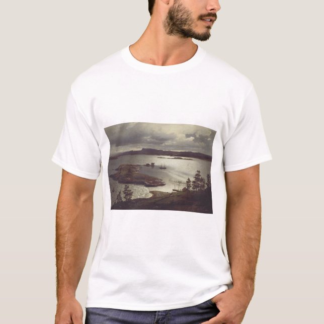 Sandvik Fjord av Hans Gude T Shirt (Framsida)