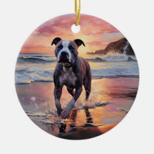 Sandy Amerikansk Staffordshire Terrier på Strand S Julgransprydnad Keramik