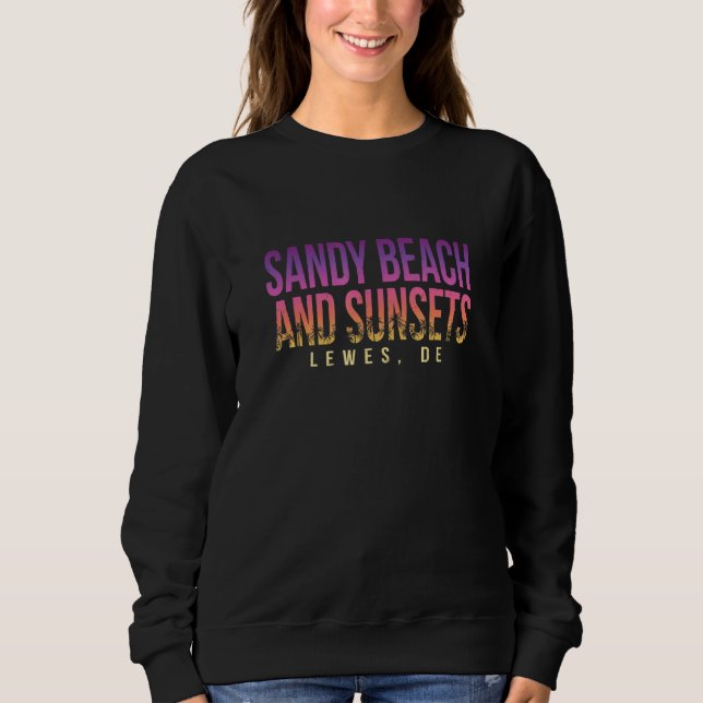 Sandy Beach and Sunset Lewes Summer Delaware Trop T Shirt (Framsida)