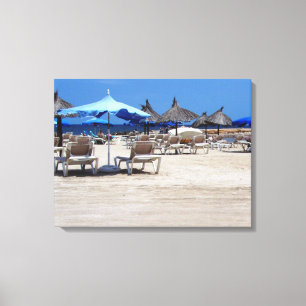 Sandy Beach Scene med stolar och paraplyer Wall Ar Canvastryck