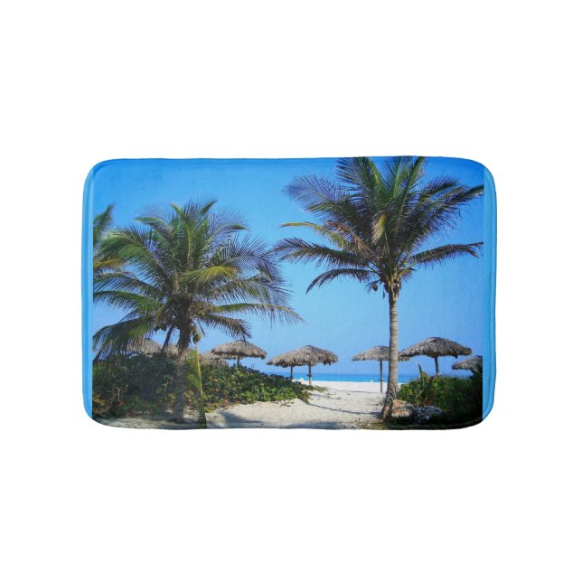 Sandy Beach with Handflatan Träd and An Ocean View Badrumsmatta (Framsidan)