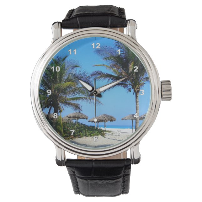 Sandy Beach With Palm Trees and An Ocean View Armbandsur (Framsida)
