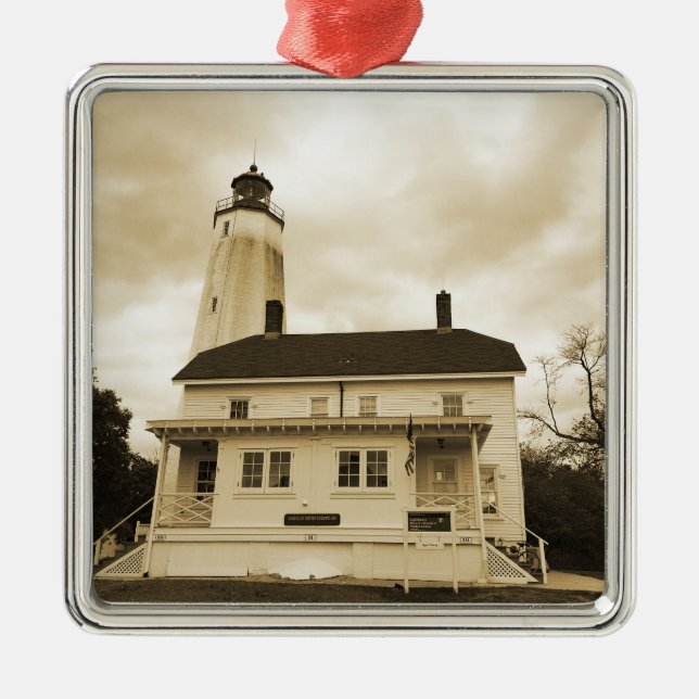 Sandy Krok Lighthouse Julgransprydnad Metall (Framsidan)
