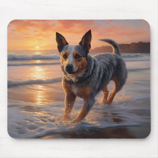 Sandy Paws Australian Cattle Dog på strand vid sol Musmatta (Framsidan)