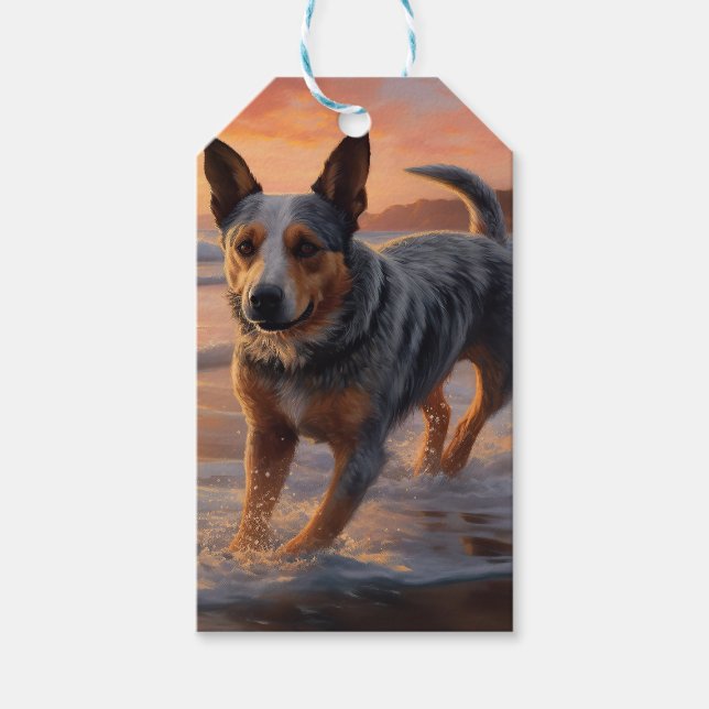 Sandy Paws Australian Cattle Dog på strand vid sol Presentetikett (Framsidan)