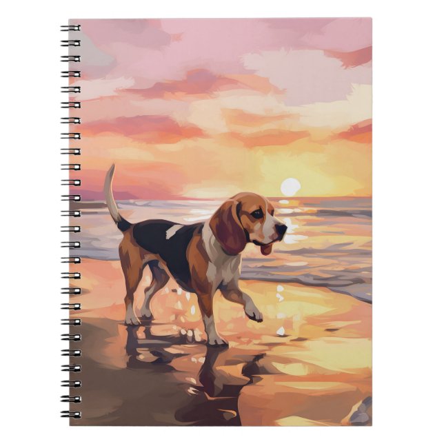 Sandy Paws Beagle Hund på Strand Solnedgång Anteckningsbok (Framsidan)