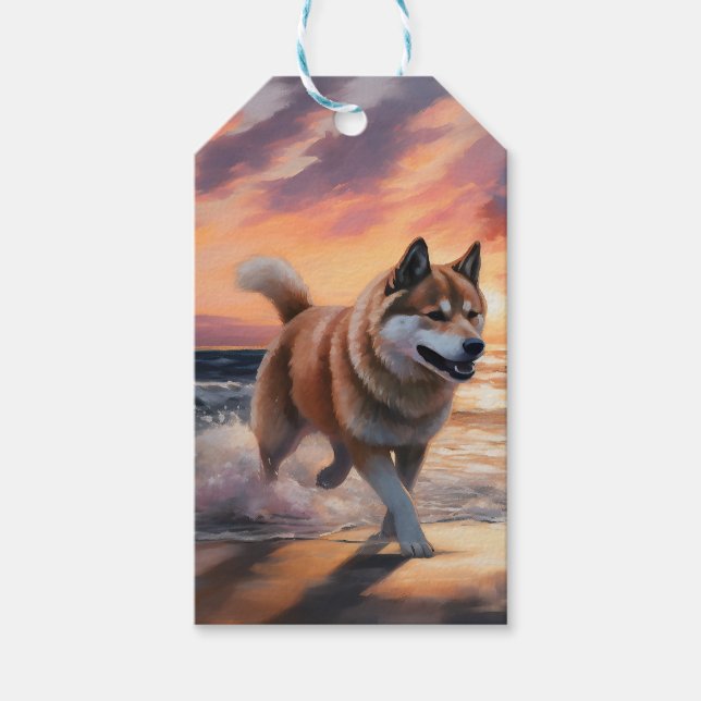 Sandy Tassar Akita Hund on Beach Sunset Presentetikett (Framsidan)