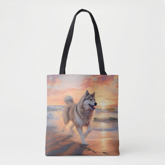 Sandy Tassar Alaska Malamute Hund on Beach Sunset Tygkasse (Framsida)