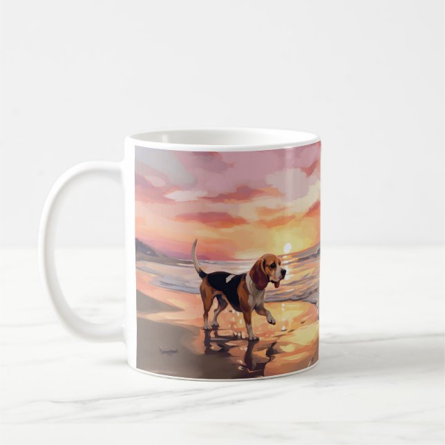 Sandy Tassar Beagle Hund on Beach Sunset Kaffemugg (Vänster)