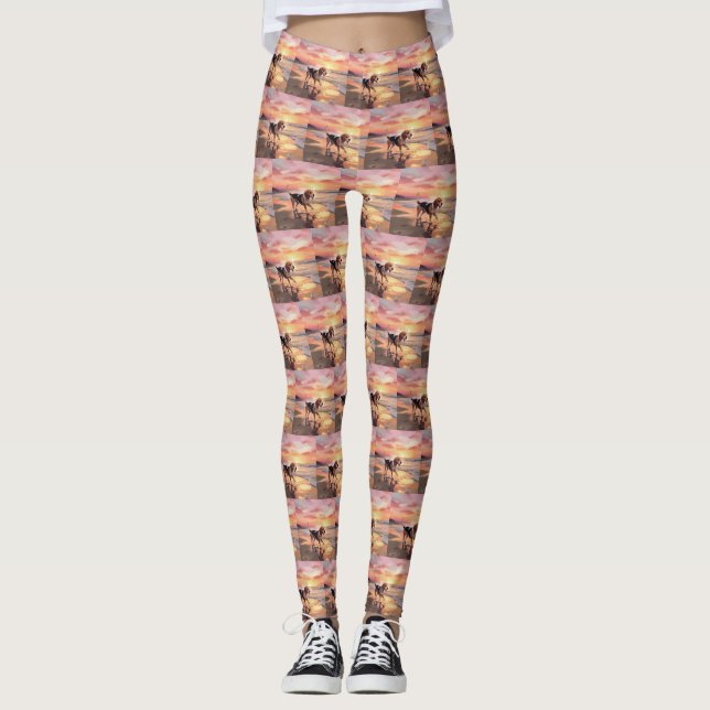 Sandy Tassar Beagle Hund on Beach Sunset Leggings (Framsida)