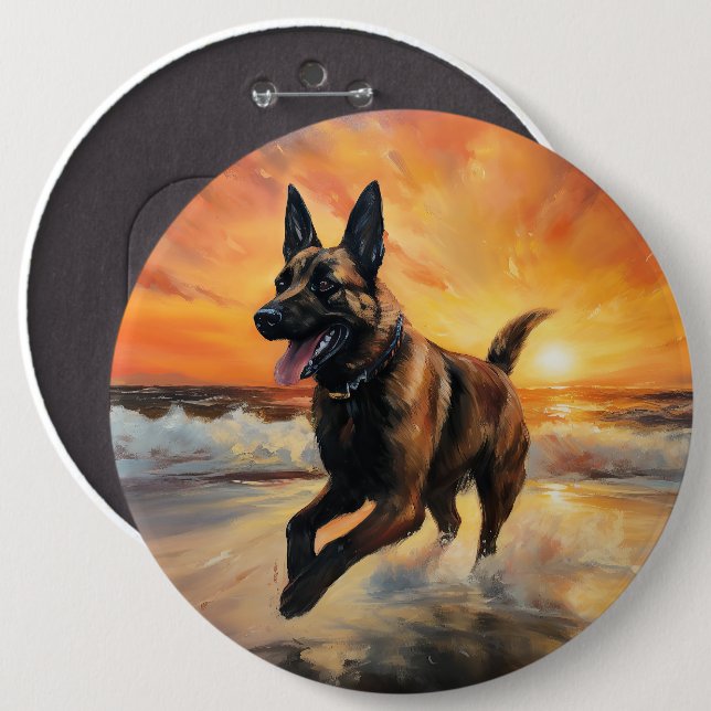 Sandy Tassar Belgium Malinois Hund on Beach Sunset Knapp (Framsida & baksida)