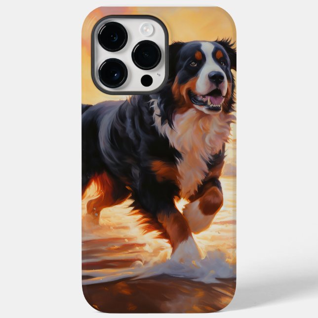 Sandy Tassar Bernese Mountain Hund on Beach Sunset (Baksida)