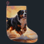 Sandy Tassar Bernese Mountain Hund on Beach Sunset Liten Julstrumpa<br><div class="desc">Ta dig in i vår vackra "Sandy Tassar och Sunset Hues"-hund på solnedgången. Den här fängslande scenen fångar kärnan av en perfekt kväll vid kusten, med en lojal hund-vän som njuter av den gyllene sanden och de andningsande nyheterna om sol. Oavsett om du är hund älskare eller solnedgångsentusiaster, så ger...</div>