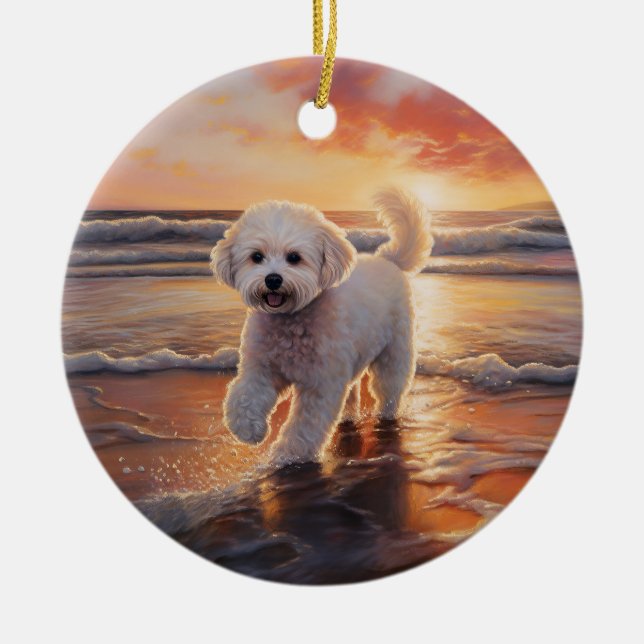 Sandy Tassar Bichon Frise Hund on Beach Sunset Julgransprydnad Keramik (Framsidan)