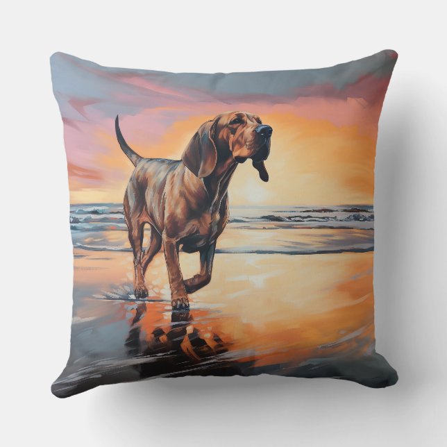 Sandy Tassar Bloodhound Hund on Beach Sunset Kudde (Baksida)