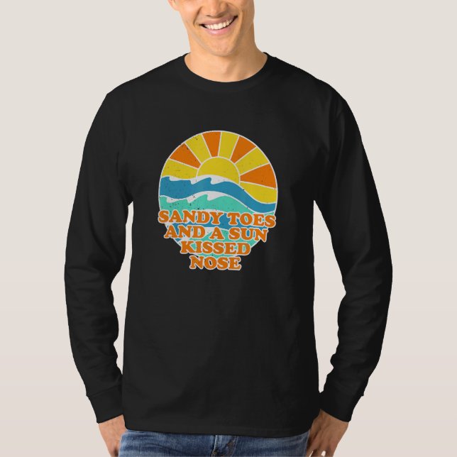 Sandy Toes Sol Kissed Nose Beach Beach Bum Sommar T Shirt (Framsida)