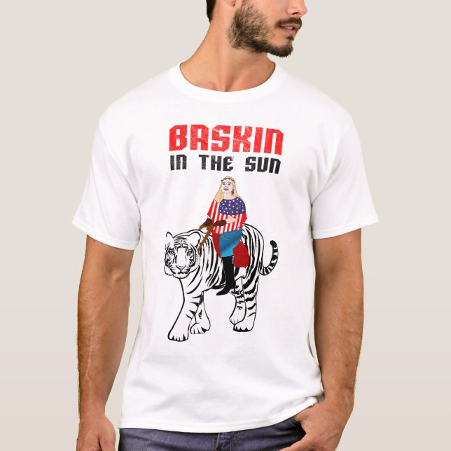 Sång Baskin i Tiger Queen njuter av riden! T Shirt (Framsida)