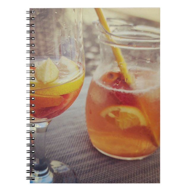 Sangria och solsken anteckningsbok (Framsidan)