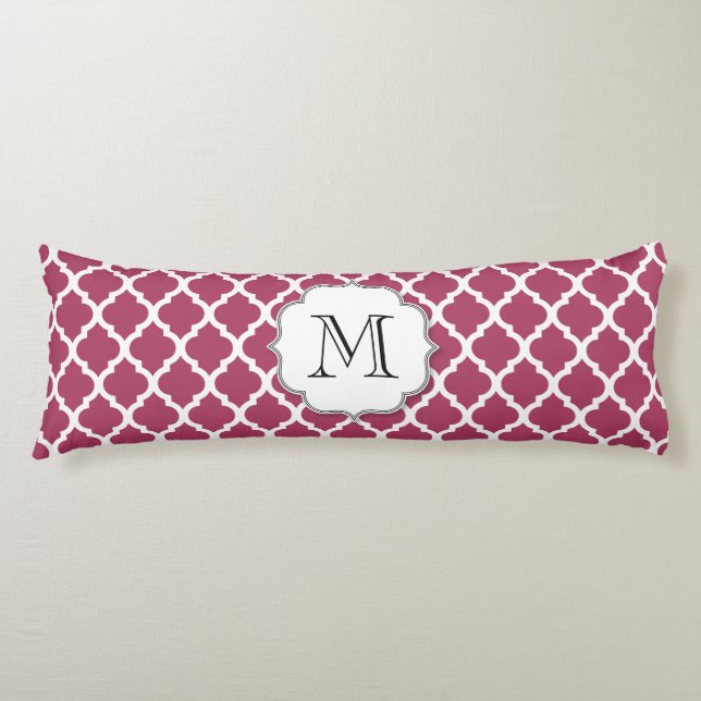 Sangria Red Moroccan Tile w/ Anpassade Monogram Kroppskudde (Framsidan)