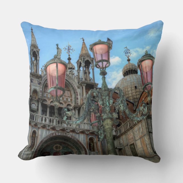 Sankt Markus och lampa, Venedig, Italien Kudde (Framsida)