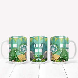 Sankt Patrick-Dagen Gnome och Shamrock Design Kaffemugg