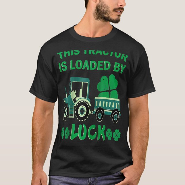 Sankt Patrick-traktorns Shamrocks Tractor Lastbil  T Shirt (Framsida)