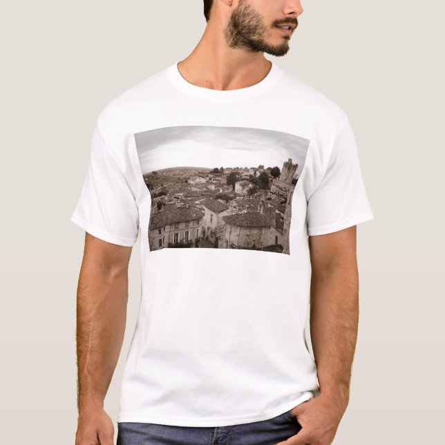 Sanktt Emilion Tee (Framsida)