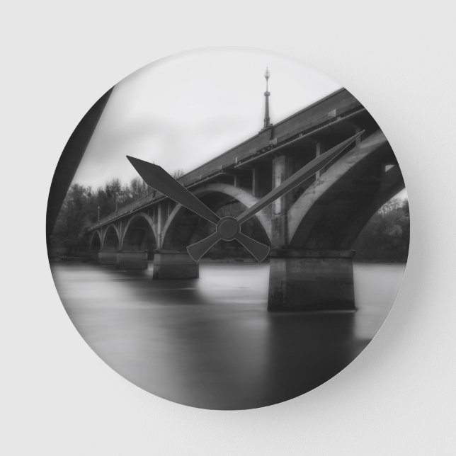 Sanktuary Rund Klocka (Framsida)